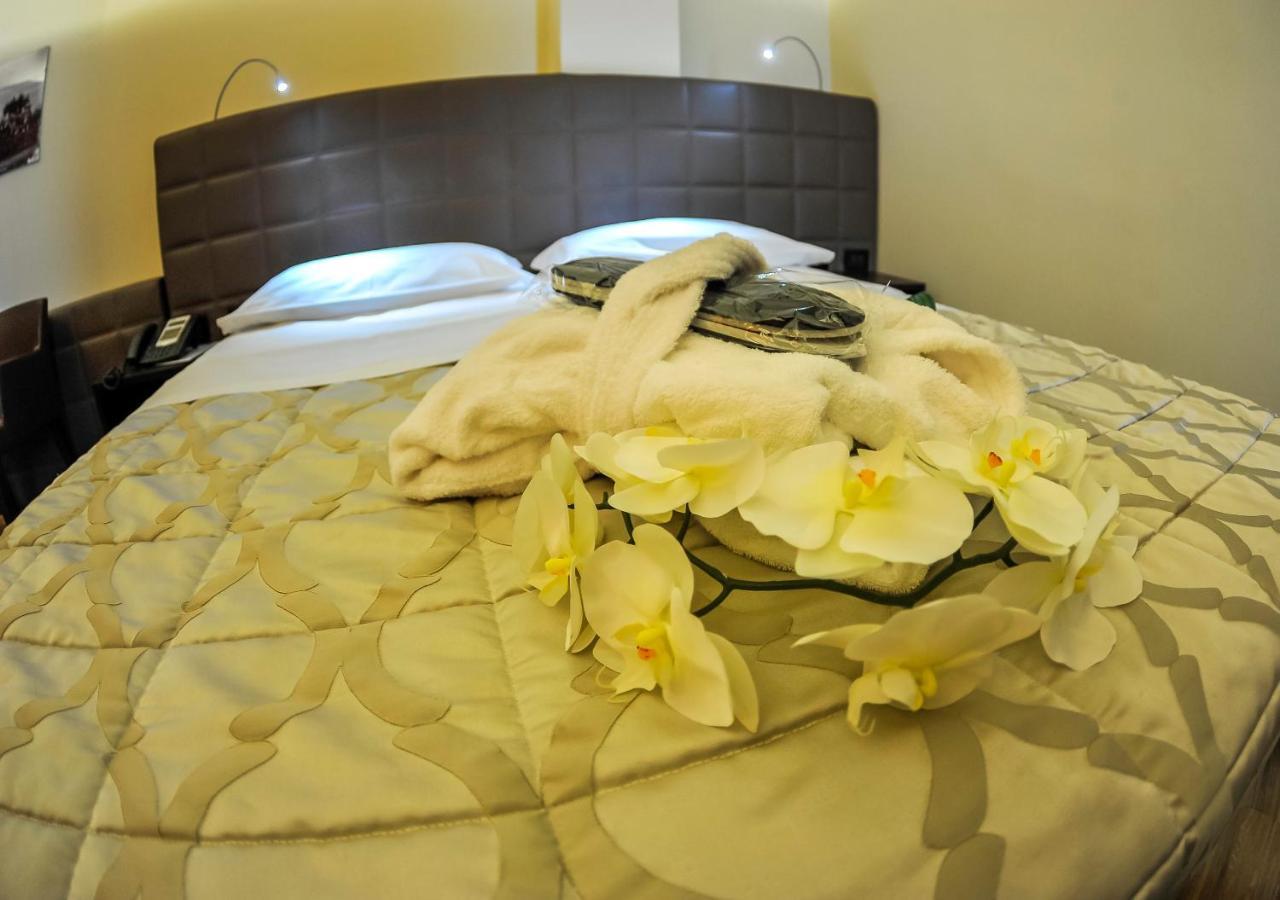 Ekk Hotel ชิตตา ซานตันเจโล ภายนอก รูปภาพ