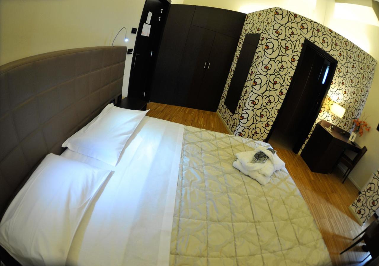 Ekk Hotel ชิตตา ซานตันเจโล ภายนอก รูปภาพ